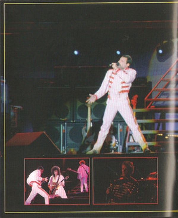 Queen  Hungarian Rhapsody; Live In Budapest : Booklet12